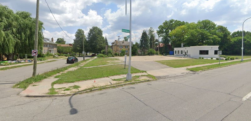 Goldenaire Motel - 2022 Street View - Empty Lot